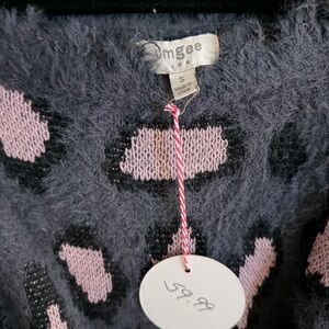 Umgee Fuzzy Charcoal and Blush Sweater